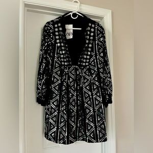 Zara dress. Never worn with tags.
